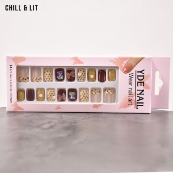 Faux Ongles Autocollants...