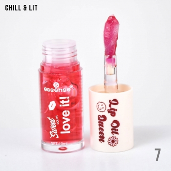 Lip Oil Queen Love It- Essence