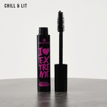 Mascara Essence Volume mascara