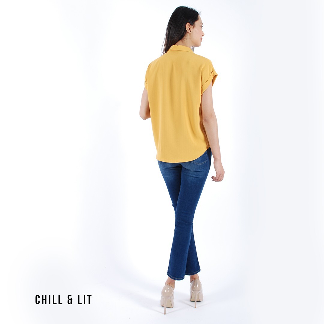 Slide  #3 Chemise Avec Demi-Manche Retroussée
