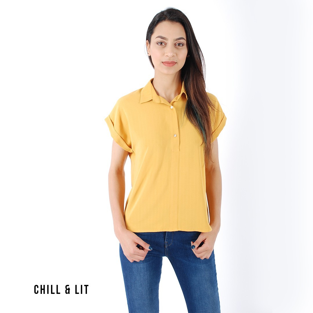 Slide  #4 Chemise Avec Demi-Manche Retroussée